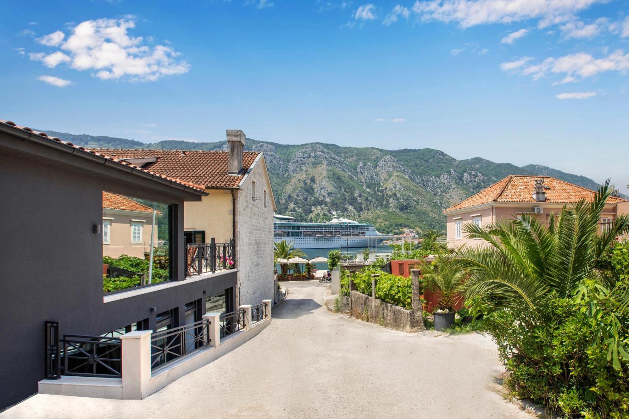 Villa Mia Casa Kotor Exteriör bild
